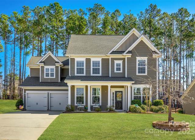 Property at 225 Yale Pl, Fort Mill, SC 29707, 5 beds, 3.5 baths