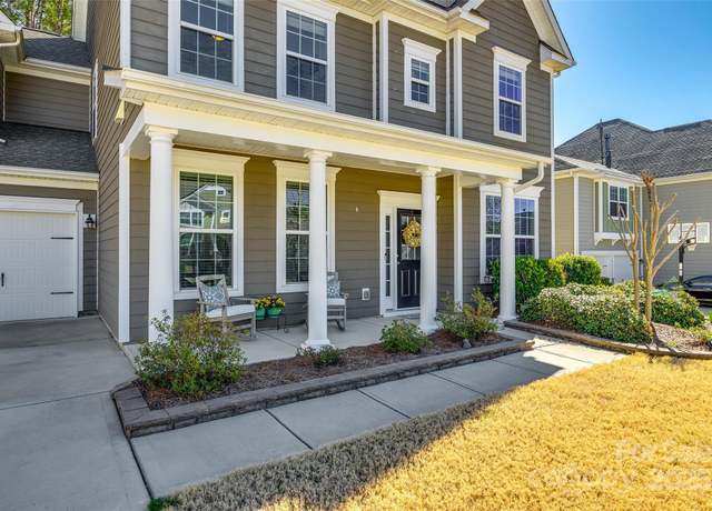 Property at 225 Yale Pl, Fort Mill, SC 29707, 5 beds, 3.5 baths