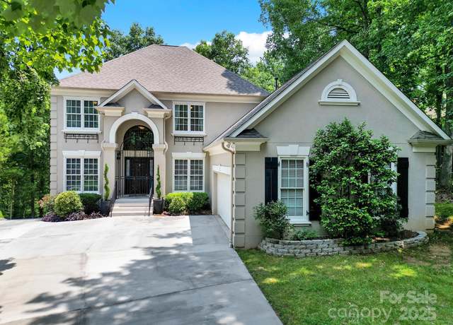 Property at 524 Wildbrook Walk, Fort Mill, SC 29708, 6 beds, 3.5 baths