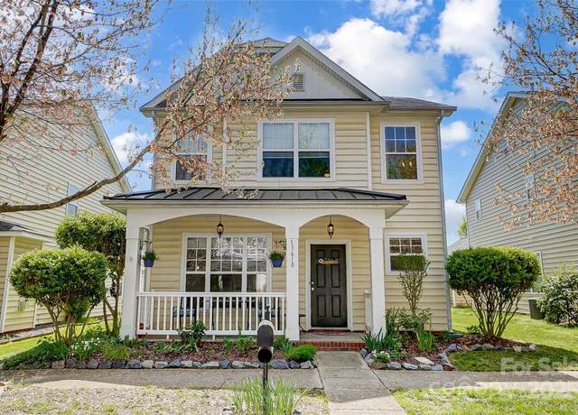 Property at 13610 Aldenbrook Dr, Huntersville, NC 28078, 4 beds, 2.5 baths