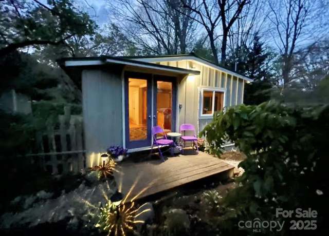 Property at 75 Cisco Rd, Asheville, NC 28805, 4 beds, 4 baths