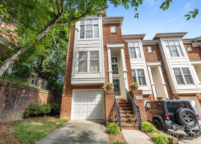 Property at 4854 S Hill View Dr, Charlotte, NC 28210, 3 beds, 3.5 baths