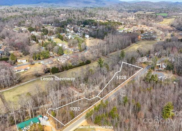 Property at 1032 Williamsburg Dr NE, Lenoir, NC 28645