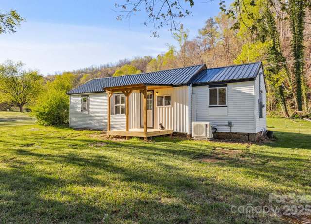 Property at 15 Curly Willow Ln, Weaverville, NC 28787, 2 beds, 1 bath