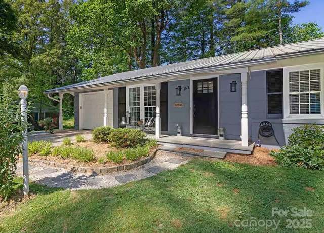 Property at 150 Deerwoode Ln, Brevard, NC 28712, 3 beds, 2 baths