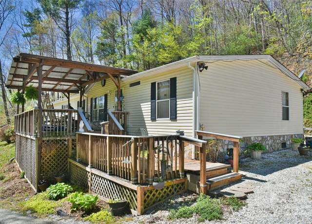 Property at 1707 Honeycutt Rd, Marion, NC 28752, 4 beds, 2 baths