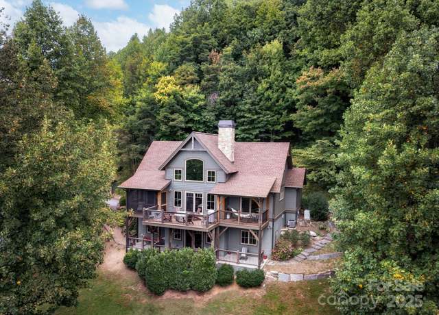 Property at 499 Warbler Ln, Black Mountain, NC 28711, 3 beds, 2.5 baths