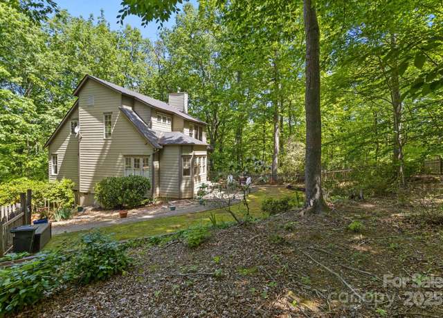 Property at 2825 Hunting Country Rd, Tryon, NC 28782, 3 beds, 3 baths