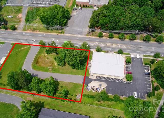 Property at 2830 Milton Rd, Charlotte, NC 28215