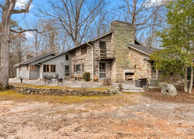 Property at 102 Weaver Mill Rd, Columbus, NC 28722, 3 beds, 3.5 baths