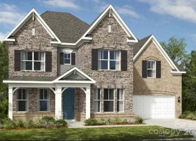 Property at 11913 Casabella Dr, Huntersville, NC 28078, 5 beds, 3.5 baths