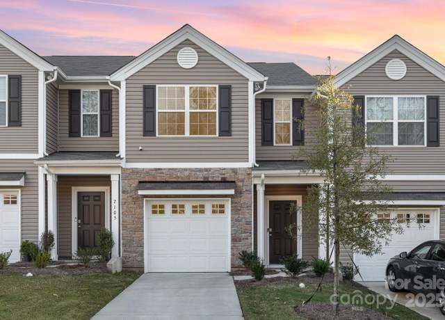 Property at 7109 N Mills Rd, Charlotte, NC 28216, 3 beds, 2.5 baths