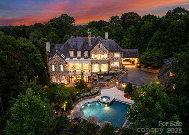 Property at 4536 Fox Brook Ln, Charlotte, NC 28211, 7 beds, 8.5 baths