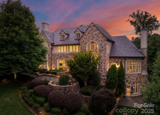 Property at 4536 Fox Brook Ln, Charlotte, NC 28211, 7 beds, 8.5 baths