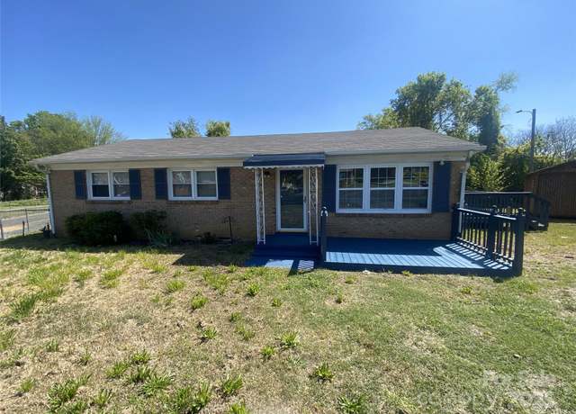 Property at 131 Mays Ct, Rock Hill, SC 29730, 4 beds, 2 baths