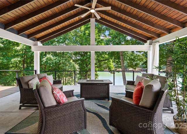 Property at 228 Wildwood Cove Dr, Mooresville, NC 28117, 4 beds, 4.5 baths
