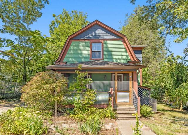Property at 40 Tremont St, Asheville, NC 28806, 3 beds, 2 baths
