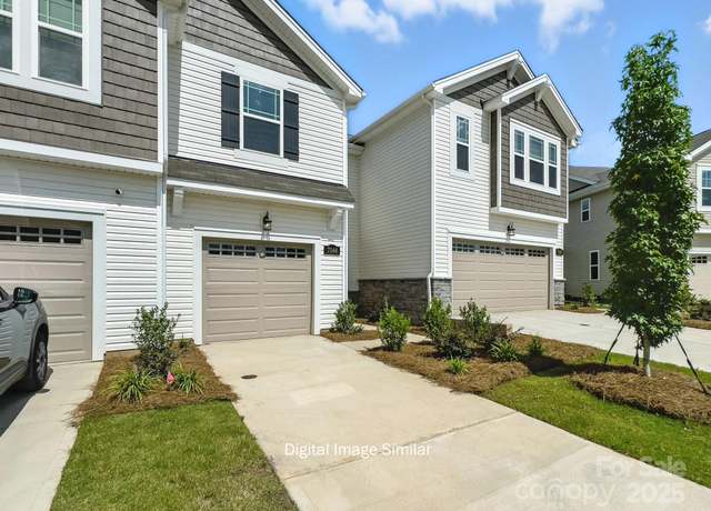 Property at 7144 Hodges Meadow Ln, Charlotte, NC 28213, 3 beds, 2.5 baths