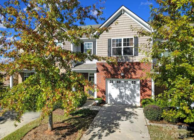 Property at 3342 Yarmouth Ln, Gastonia, NC 28056, 2 beds, 2.5 baths