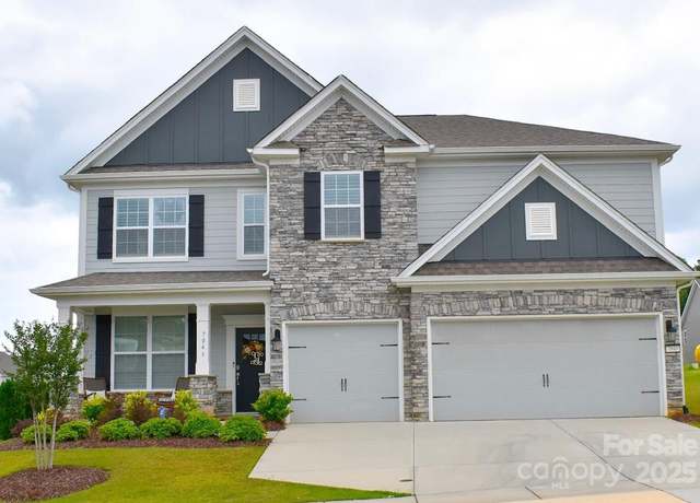 Property at 7046 North Bridge Dr, Huntersville, NC 28078, 5 beds, 4 baths