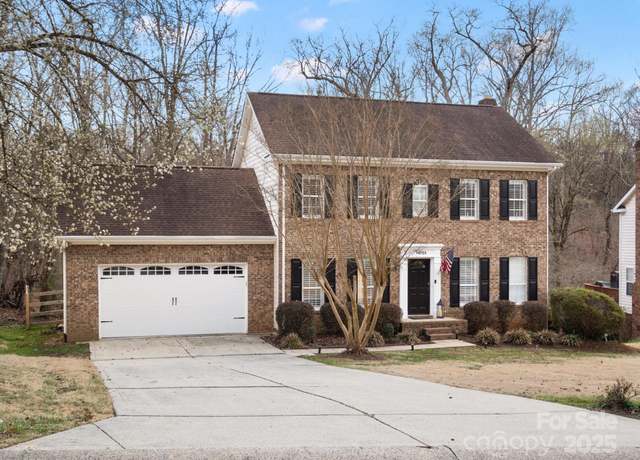 Property at 14723 Sapphire Ln, Pineville, NC 28134, 3 beds, 2.5 baths