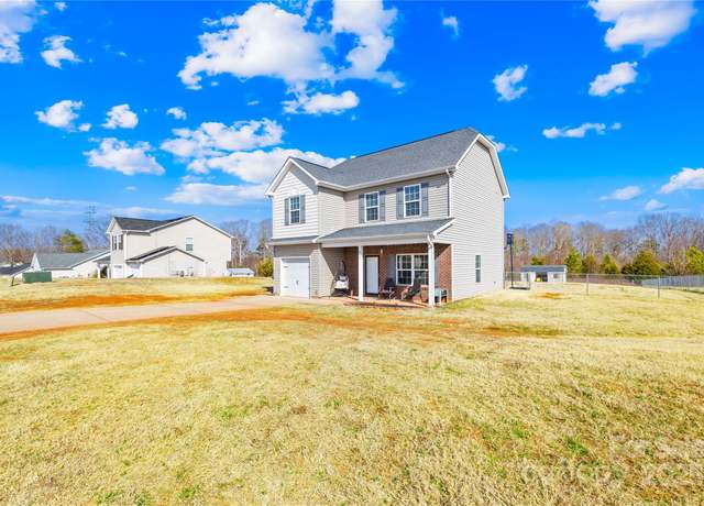 Property at 425 Webb Rd, Shelby, NC 28152, 3 beds, 2.5 baths