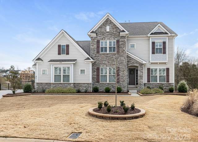 Property at 7206 Sumters Camp Trl, Fort Mill, SC 29707, 5 beds, 4.5 baths
