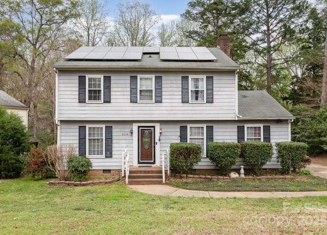 Property at 5016 Chestnut Lake Dr, Charlotte, NC 28227, 4 beds, 2 baths