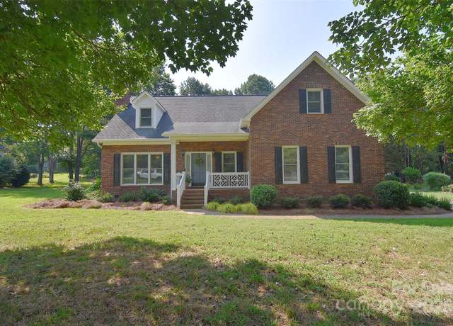 Property at 14232 Kendalton Meadow Dr, Mint Hill, NC 28227, 3 beds, 2.5 baths