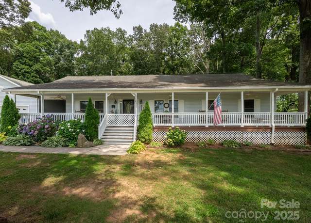 Property at 170 Eagle Dr, Salisbury, NC 28144, 3 beds, 2 baths