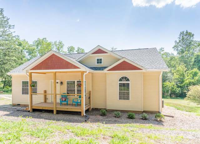 Property at 152 Ben Lippen Rd, Asheville, NC 28806, 3 beds, 2 baths