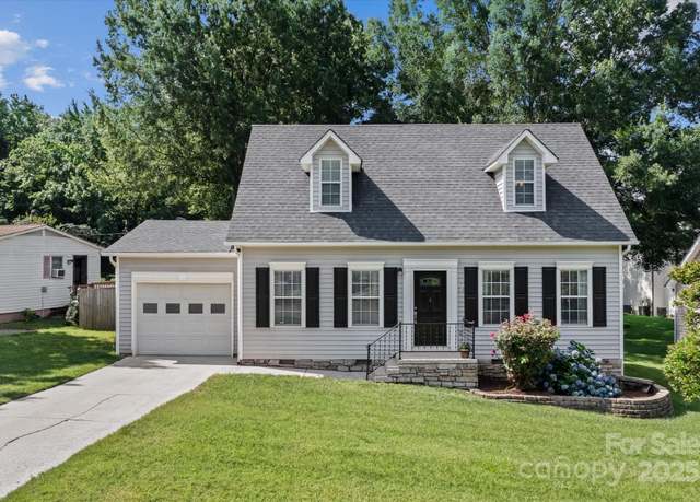 Property at 20840 Sierra Vista Dr, Cornelius, NC 28031, 3 beds, 2 baths