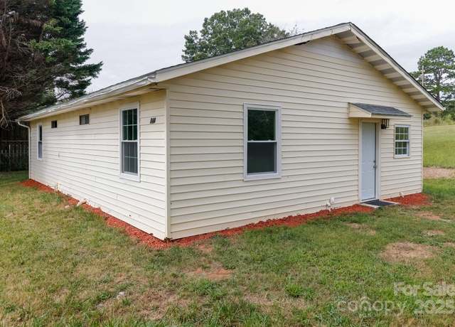 Property at 344 Piedmont Rd, Rutherfordton, NC 28139, 2 beds, 1.5 baths