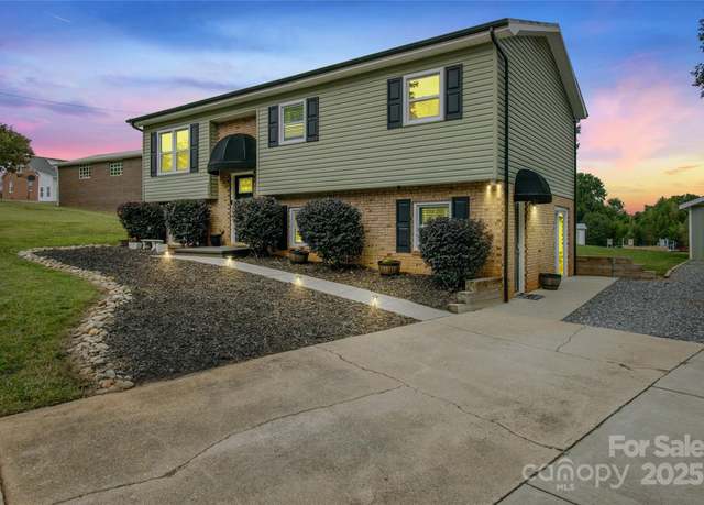 Property at 2627 South Ct, Connelly Springs, NC 28612, 3 beds, 2 baths
