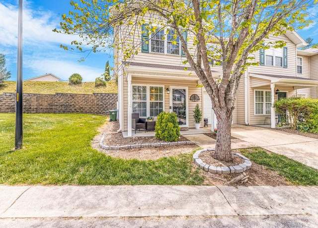 Property at 41 Lanceford Cir, Fletcher, NC 28732, 3 beds, 2.5 baths