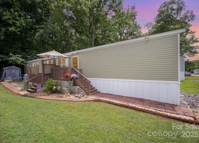 Property at 251 Birch Tree Rd, Clover, SC 29710, 3 beds, 2 baths