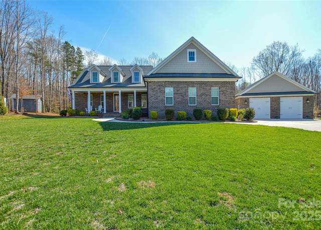 Property at 8212 Bennett Ln #5, Sherrills Ford, NC 28673, 4 beds, 3 baths