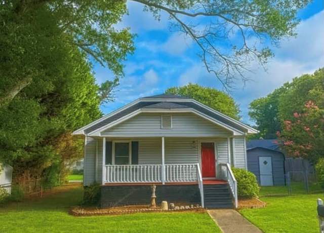 Property at 204 Live Oak Ave, Belmont, NC 28012, 2 beds, 1 bath