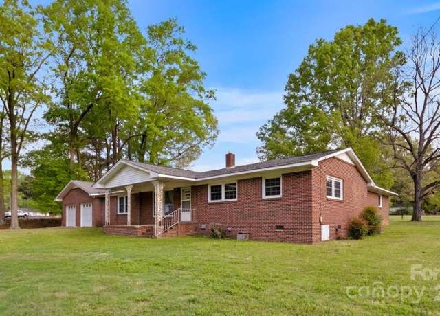 Property at 101 Stoneybrook Dr, York, SC 29745, 4 beds, 2 baths