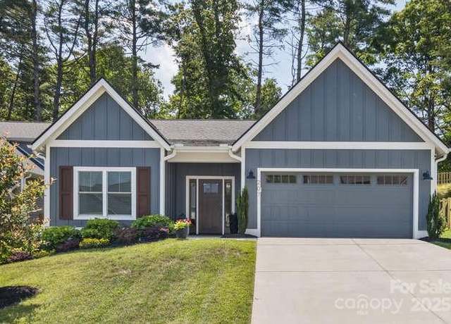 Property at 207 Weybridge Dr, Arden, NC 28704, 3 beds, 2 baths