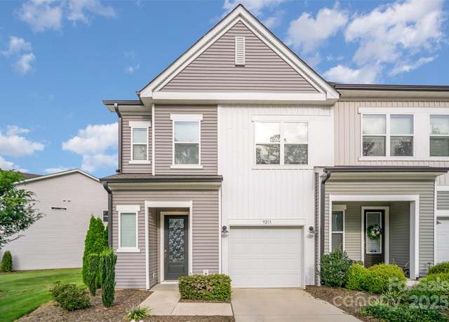 Property at 9213 Widden Way, Charlotte, NC 28269, 3 beds, 2.5 baths