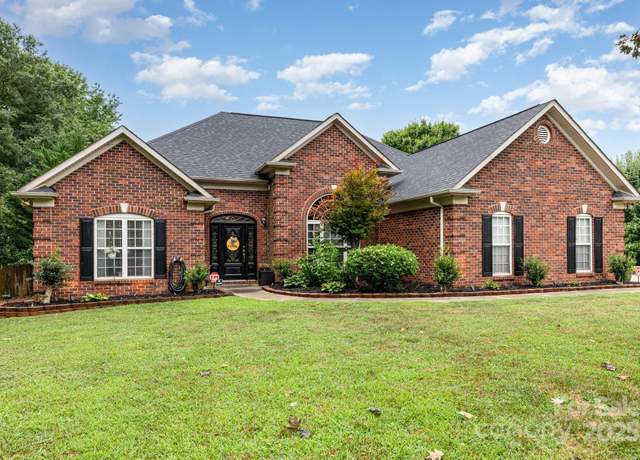 Property at 11526 Lemmond Acres Dr, Mint Hill, NC 28227, 3 beds, 2 baths