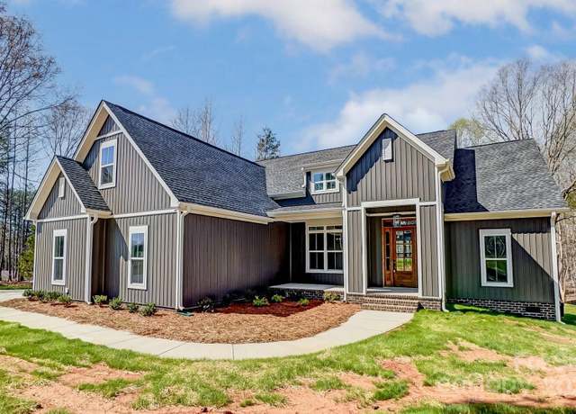 Property at 4262 Brandy Creek Ct, Clover, SC 29710, 4 beds, 3 baths