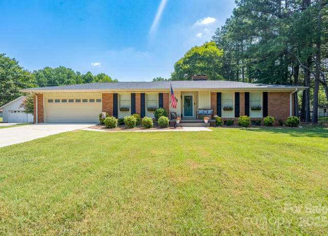Property at 304 Sowers Ferry Rd, Salisbury, NC 28144, 3 beds, 3 baths