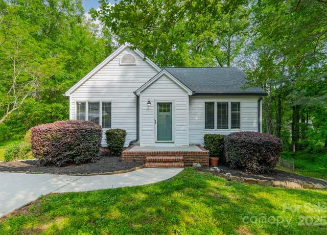 Property at 2646 Jacobs Rd, Gastonia, NC 28054, 3 beds, 2 baths