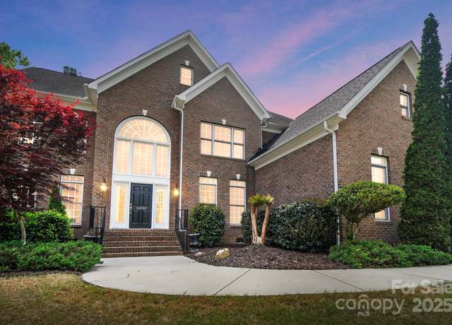 Property at 16532 Flintrock Falls Ln, Charlotte, NC 28278, 6 beds, 5 baths