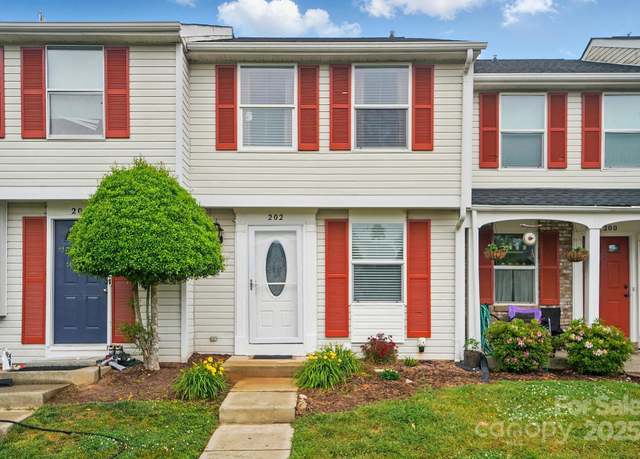 Property at 202 Water Oak Dr, Pineville, NC 28134, 3 beds, 2 baths