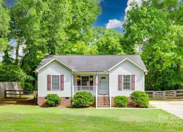 Property at 110 Eighth St, York, SC 29745, 3 beds, 2 baths