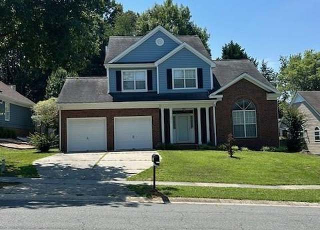 Property at 8901 Clifton Meadow Dr, Matthews, NC 28105, 3 beds, 2.5 baths