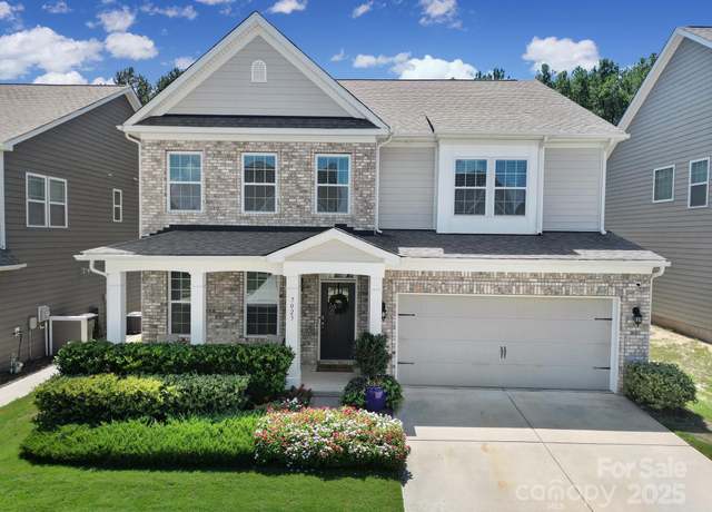 Property at 7023 Chrysanthemum Rd, Lancaster, SC 29720, 4 beds, 3 baths